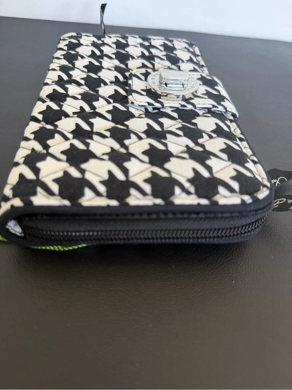 Vera Bradley Houndstooth Turnlock Zip Around Wallet NWT Black White